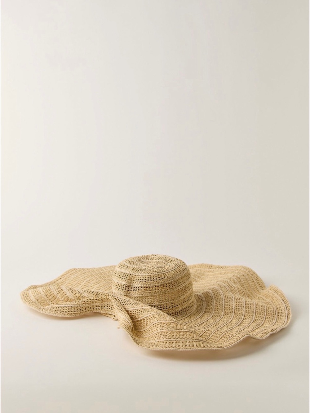 NWT Free People On Holiday Natural Wide Brim Floppy Sun Hat - Picture 2 of 3